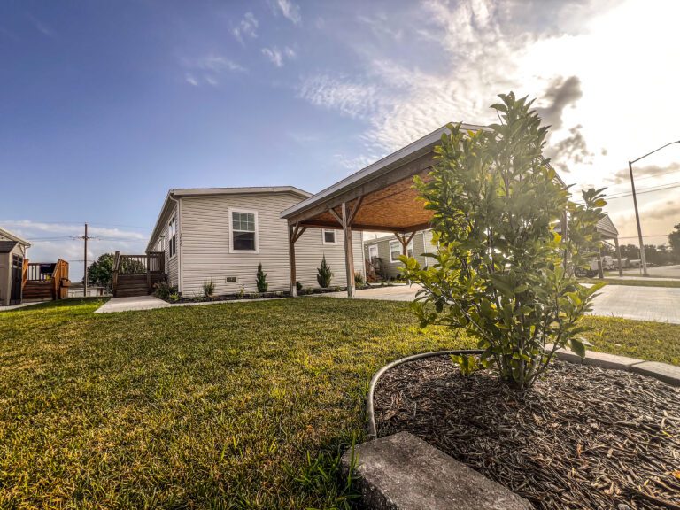 Photograph of 1090 E Park Street, P1090