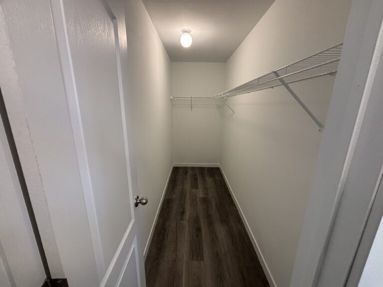 Featured Image #2 for 1006 E Park Street, P1006 at Conestoga