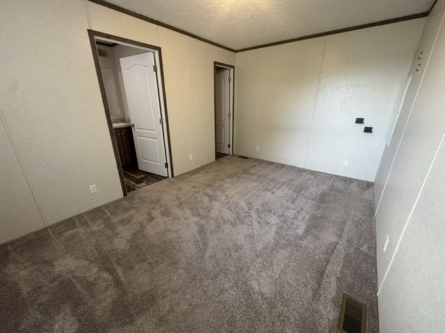 Gallery for 1040 CIMMARON TRAIL, c1040 at Conestoga: Image 6 of 14