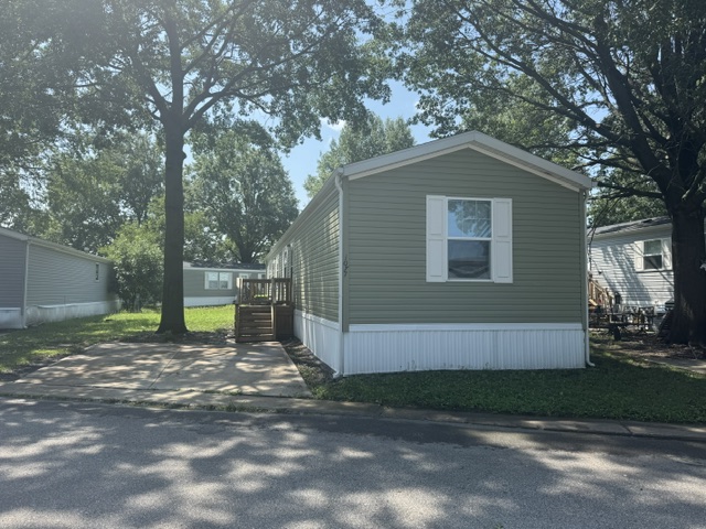 Gallery for 1077 CIMMARON TRAIL, C1077 at Conestoga: Image 1 of 19